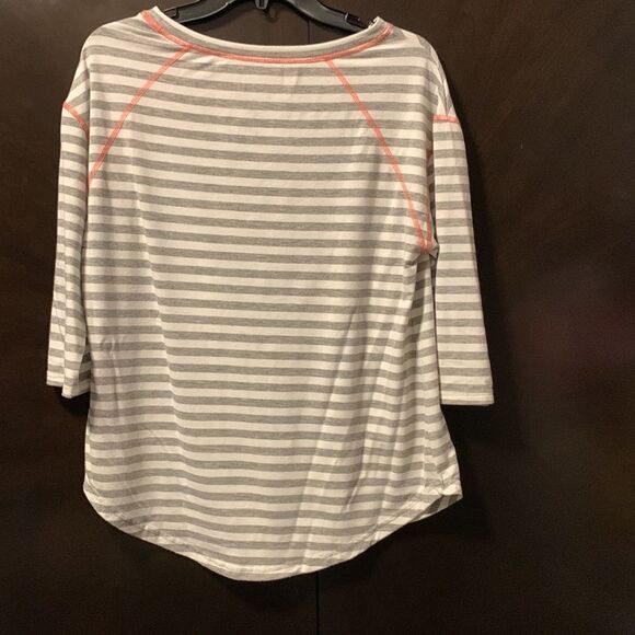 24/7‎ Maurices shirt size M - Picture 2 of 8